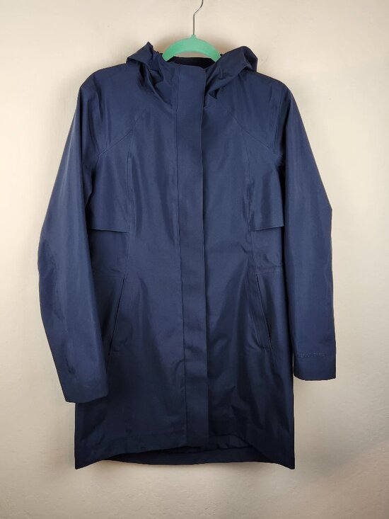 lululemon athletica Jackets & Blazers - Lululemon Navy Blue Rain Rebel Hooded Jacket sz 8